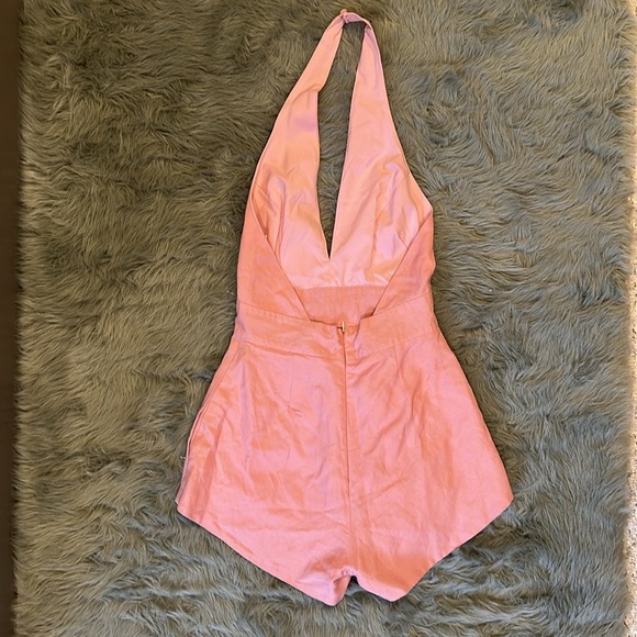 Luxxel pink halter neck lined back zipper closure romper with bow size S - Picture 3 of 3